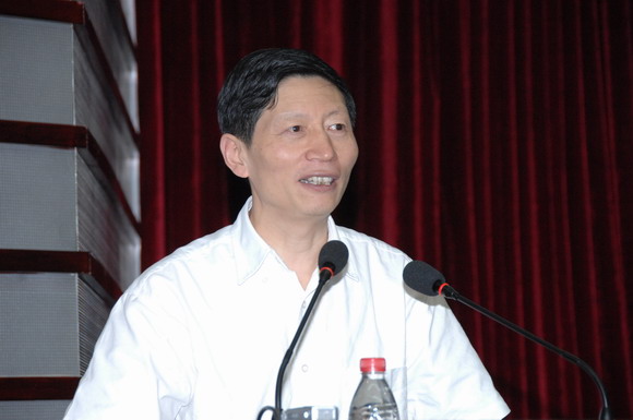10.07.18 2010上半年度科技产业工作总结大会召开2.jpg