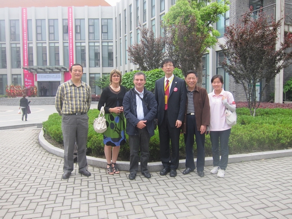 2010.5.20 法国蒙比利埃医学院附属血液科教授来访.jpg