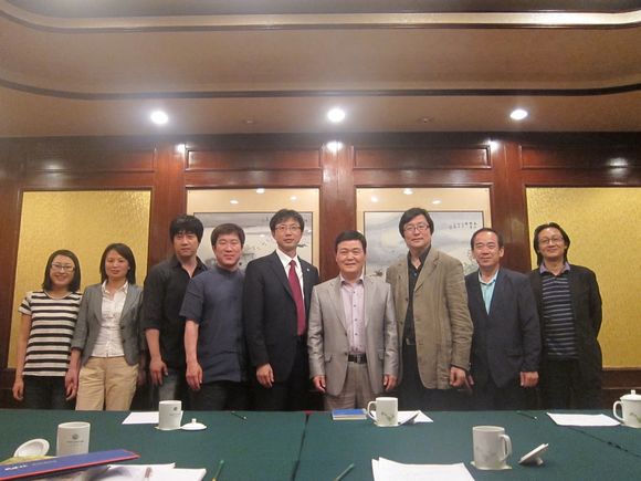 韩国中央大学 座谈.jpg