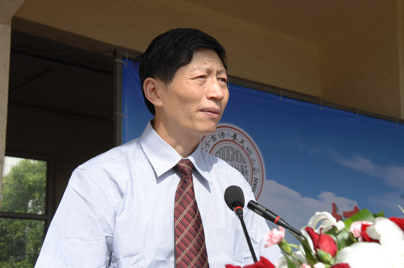10.09.06朱 开学典礼.jpg