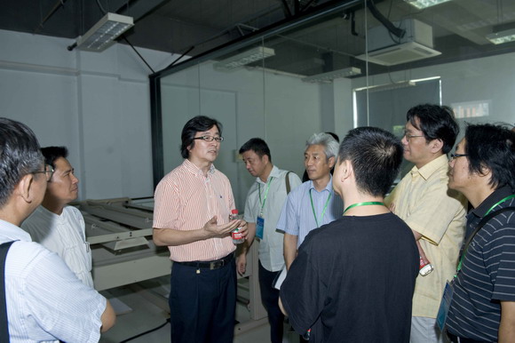 10.09.21 2010年教育部高等学校美术类专业教学指导委员会在我校开幕3.jpg