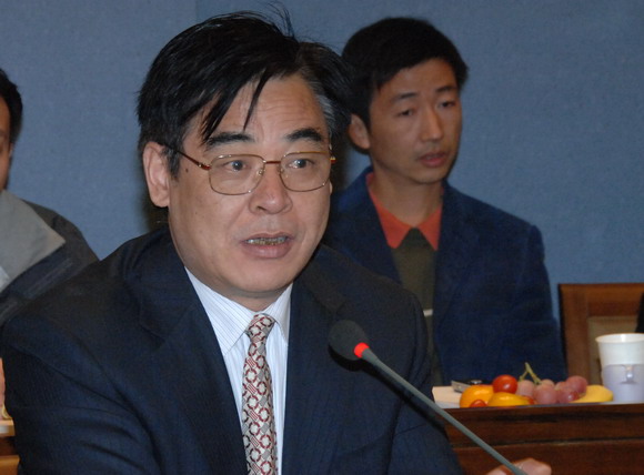 10.11.03 昆山市委书记张国华一行到应用技术学院调研5.jpg