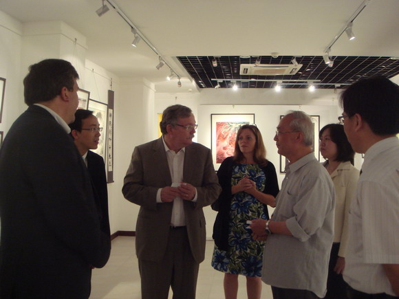 image011_调整大小.jpg