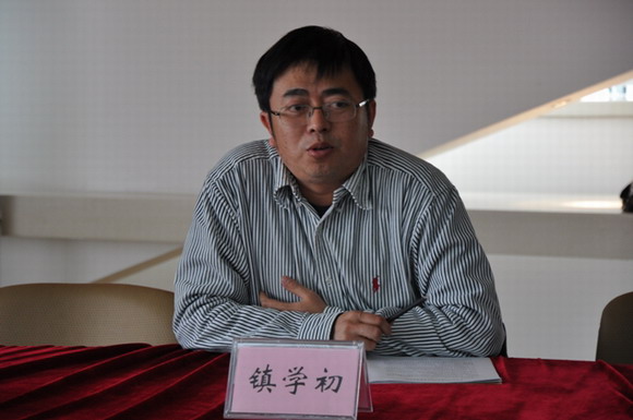 11.04.19 药学院2011年工作会议顺利召开5.jpg