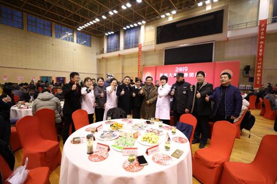 师生代表合影2
