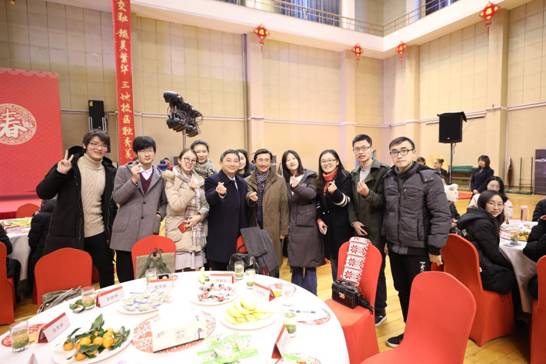 师生代表合影3