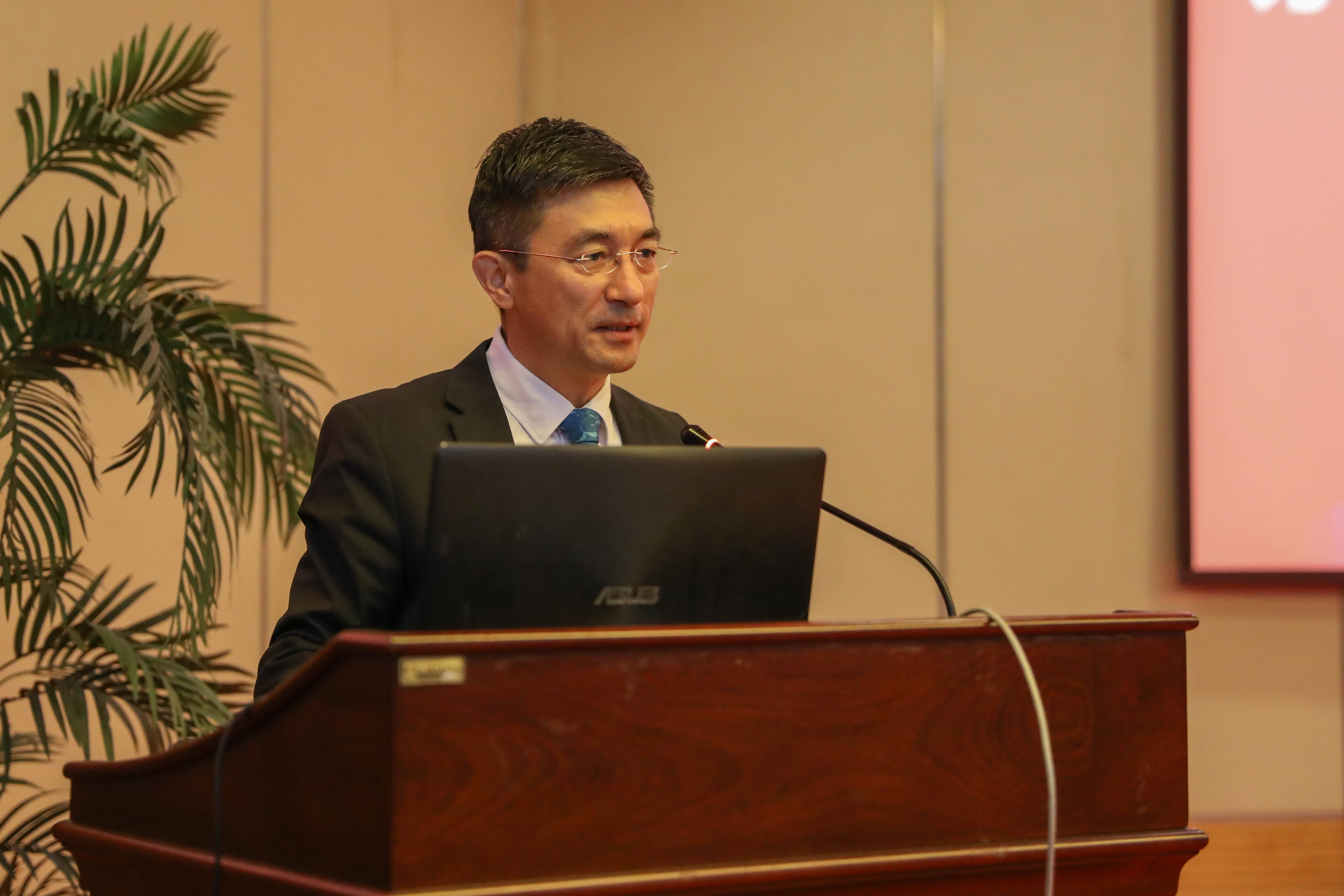 美国科学院院士omarmyaghi教授做客首期天赐讲坛