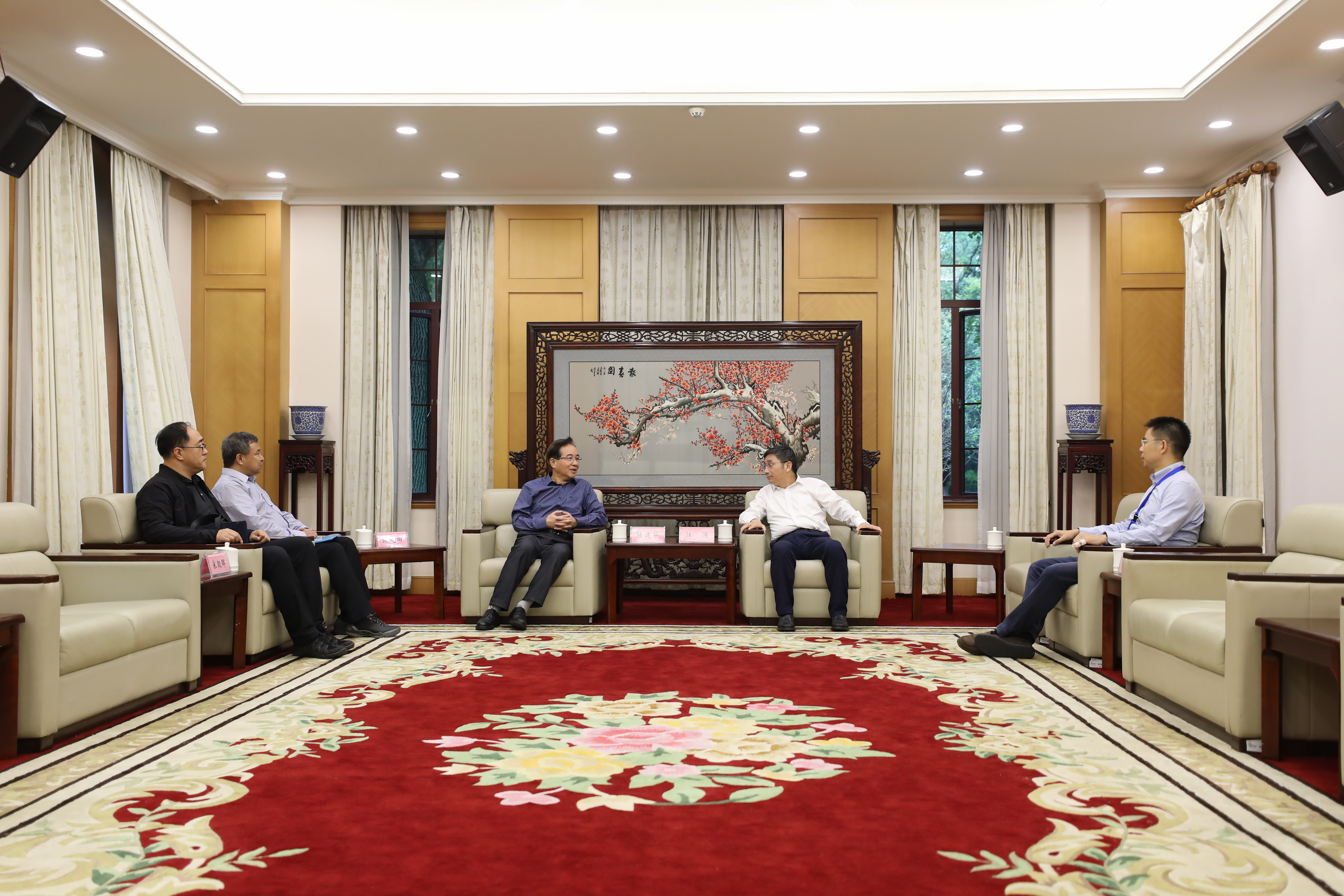 国家自然科学基金委员会领导莅临苏州大学指导工作