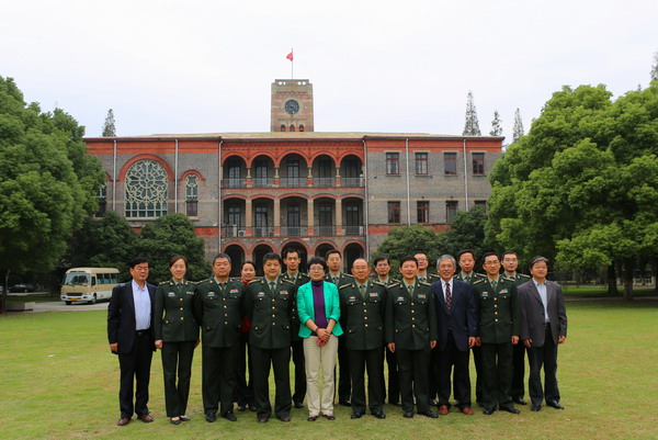 中国人民解放军总装备部南方军用电池试验检测中心揭牌